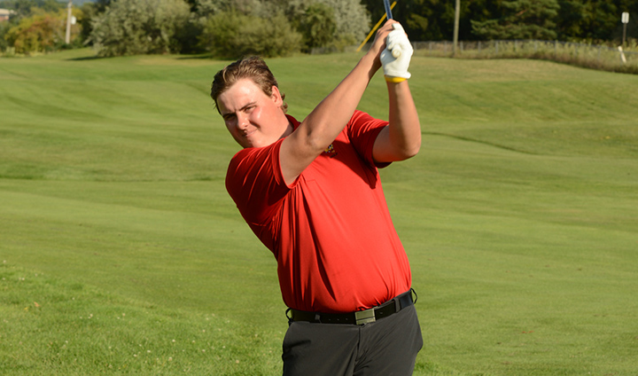 Ferris State Men's Golf Places Among Top Six In 30-Team Regional Field