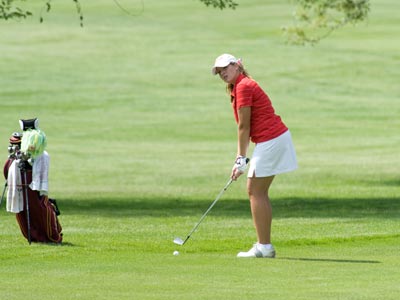 The Bulldogs registered a sixth-place showing at the Findlay William Bing Beall Classic. (Photo by Ed Hyde)