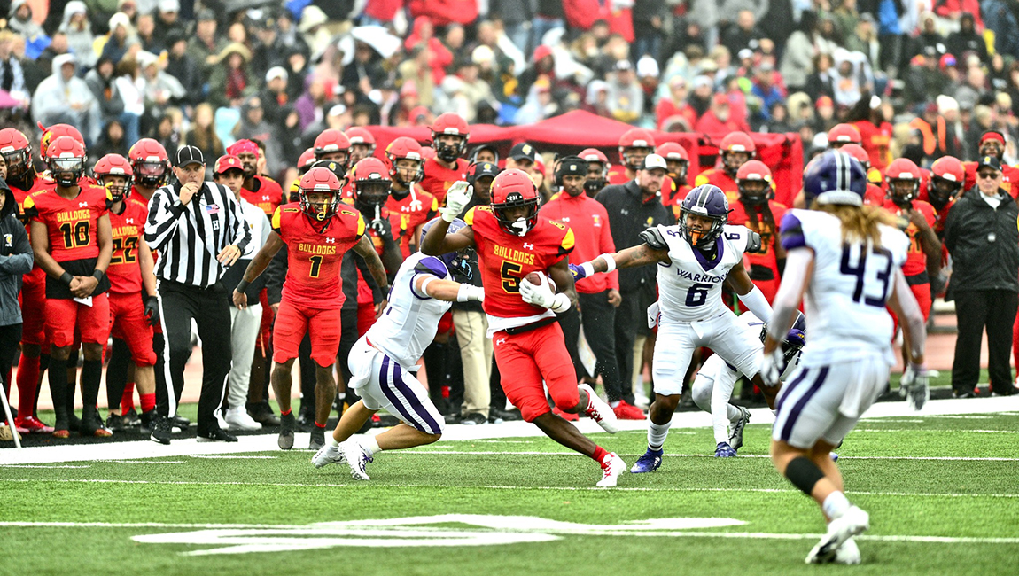 Top-Ranked Ferris State Rolls To Decisive Homecoming Victory Over Waldorf