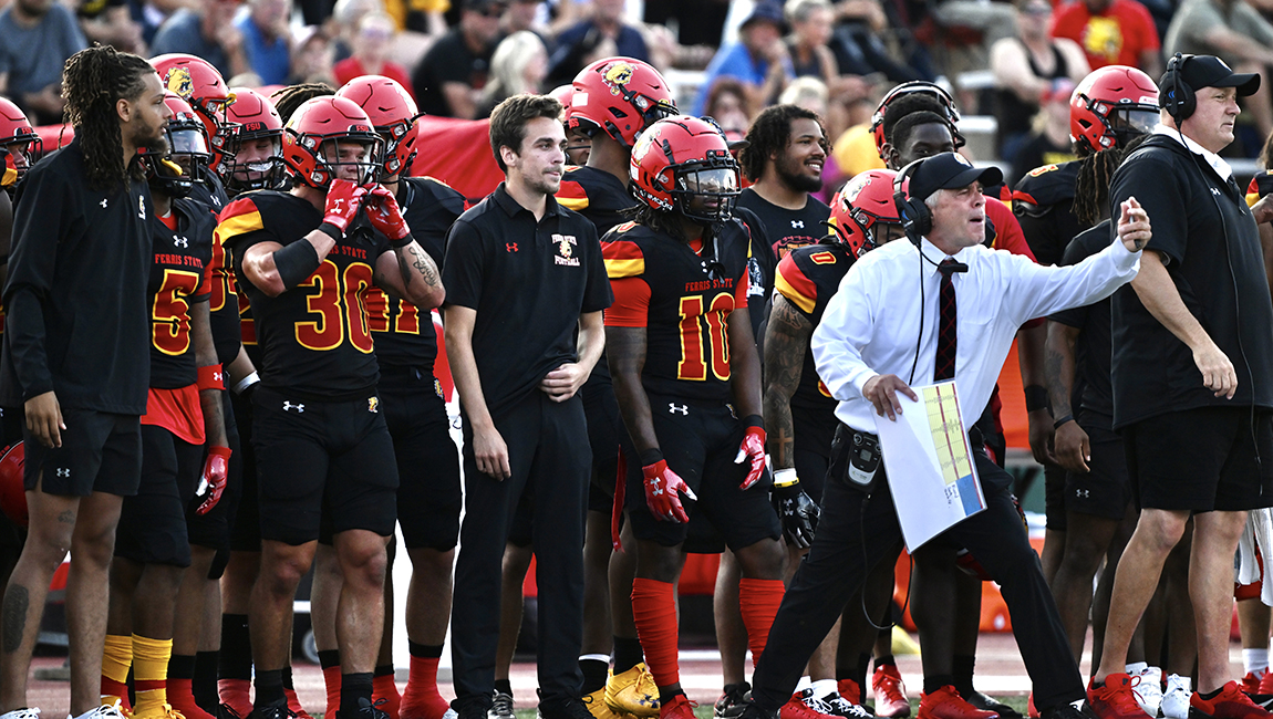 Ferris State Football vs Ashland - Highlights and Scoring Plays