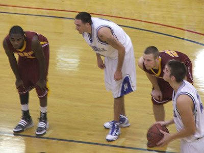 The Bulldogs beat Hillsdale on the road in GLIAC play Saturday (Photo by Rob Bentley)