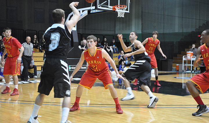 Slow Start Too Much For Ferris State To Overcome In Rivalry Road Setback
