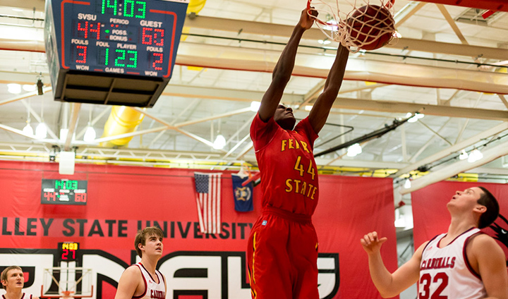 Ferris State Posts Decisive Road Victory In GLIAC Men's Basketball Action