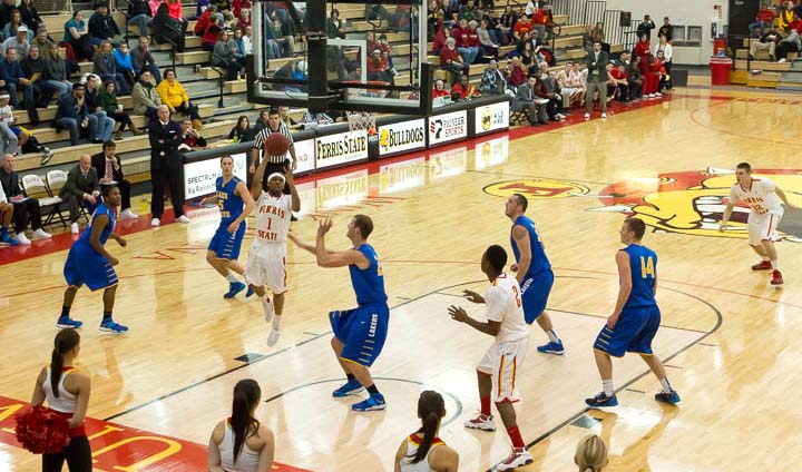 Ferris State Takes League Leader Lake Superior State To Wire In Close Setback