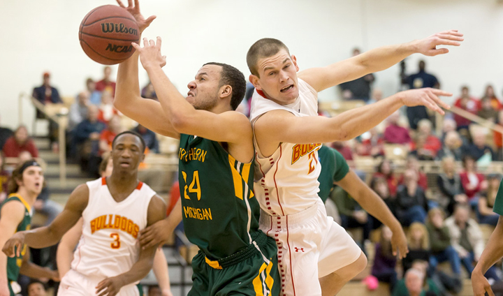Late Basket Lifts Northern Michigan Past FSU In Men's Basketball Action