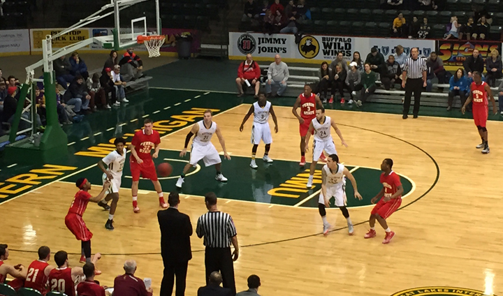 #19 Ferris State Pulls Off Upper Peninsula Sweep With Key Plays Down Stretch In 14th-Straight Win