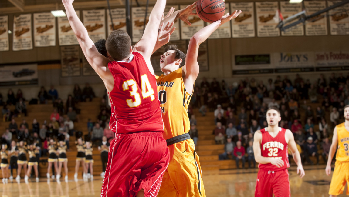 Ferris State Pulls Out Pivotal Road Win In GLIAC Showdown For 12th-Straight Victory