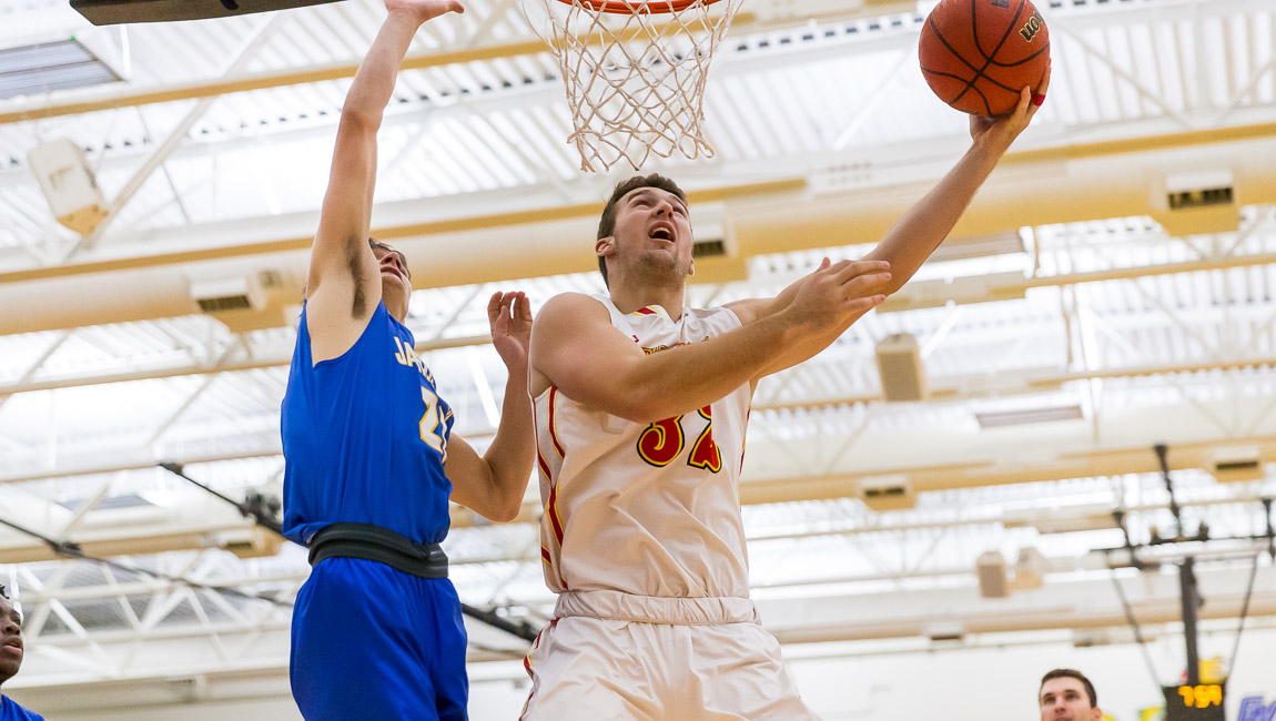 Ferris State Basketball Kicks Off Season With Exhibition Win Over Muskegon CC