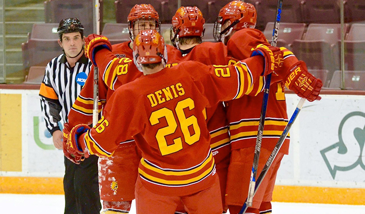 Quick Start Propels Ferris State Hockey To 5-2 Win Over Connecticut