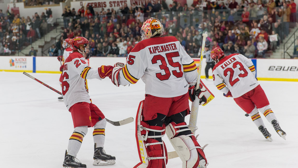 Ferris State Hockey Controls Play & Opens Important League Home Series With Victory