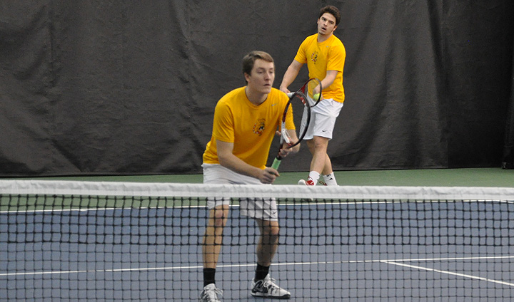 Men's Tennis Opens Weekend League Trip With Victory At LSSU