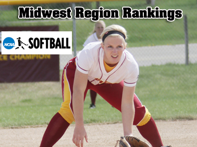 Makenzi Peterson and her Ferris State teammates are ranked 10th in the latest regional rankings.  (Photo by Zeke Jennings/Pioneer)