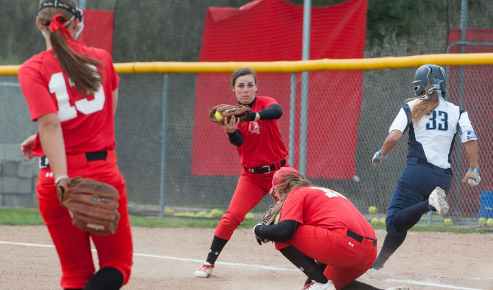 Ferris State Softball Wins Pair Of Thrilling 6-5 Games In Home Sweep Over Walsh