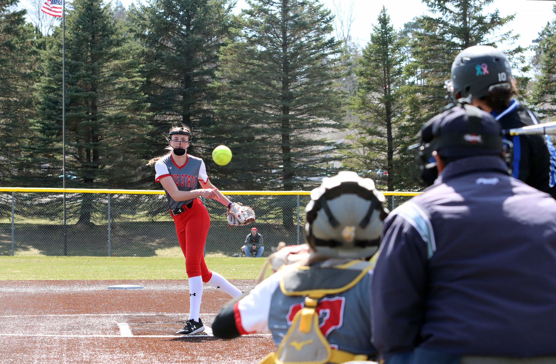 Bulldog Softball Falls In Two Tight League Road Contests To Purdue Northwest