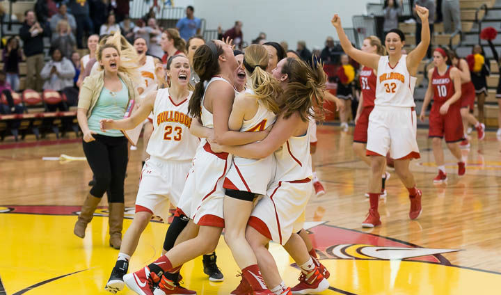 Evans' Buzzer Beater Lifts Ferris State Women's Basketball Over First-Place Cardinals