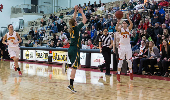 Late Surge Lifts Ferris State Women's Basketball To First Win Of 2016
