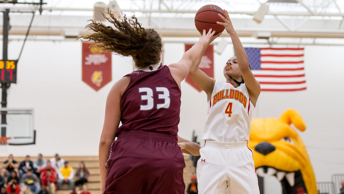Ferris State Grabs Halftime Lead Before Falling In GLIAC Play At Lake Erie