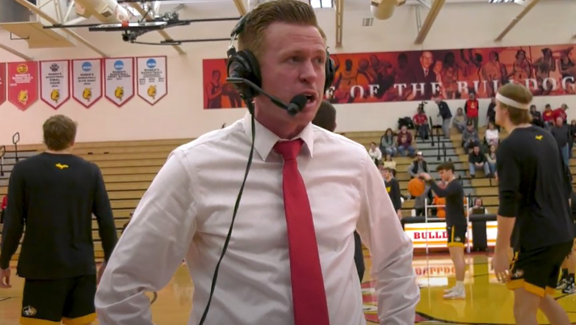 Ferris State WBB vs MTU - Highlights and Kurt Westendorp Interview