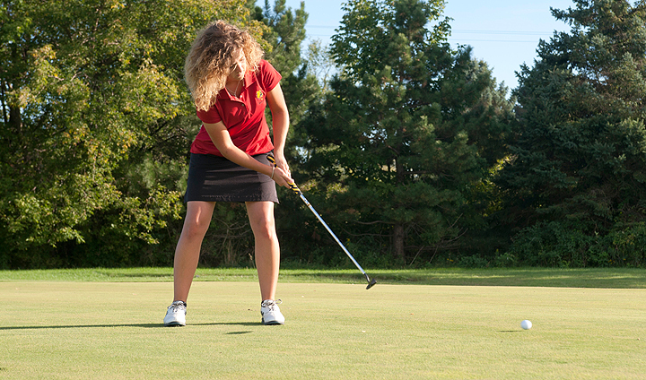 Ferris State Women's Golf Among Top Three Teams For Fourth-Straight Event