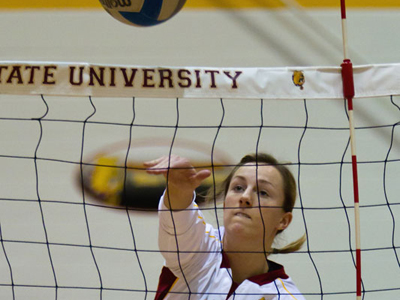 Ashley Huntey posts a match-leading 11 kills as Ferris State wins for the fourth time in a row.  (Photo by Ben Amato)