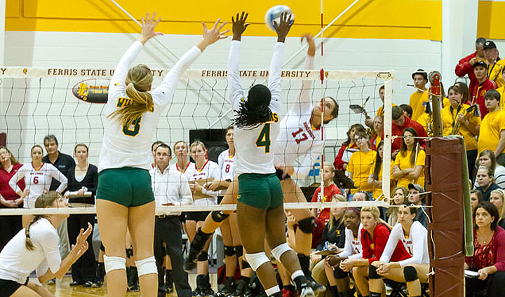 Volleyball Continues Impressive Play In Home Win Over NMU
