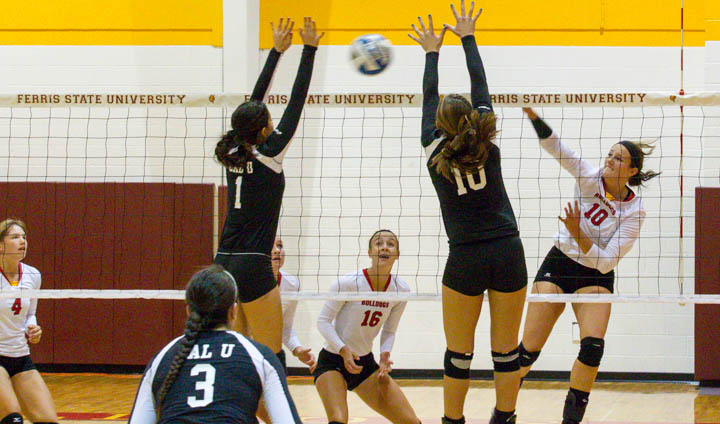Ferris State Volleyball Motors Past Northwood In Conference Opener