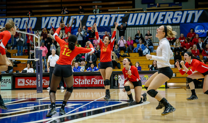 Ferris State Volleyball Advances To Regional Semifinals For Fourth-Straight Year