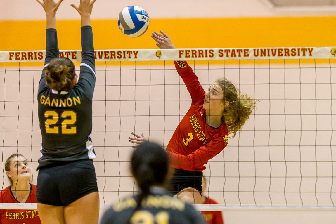 Ferris State Sweeps Purdue Northwest To Open Homecoming Weekend