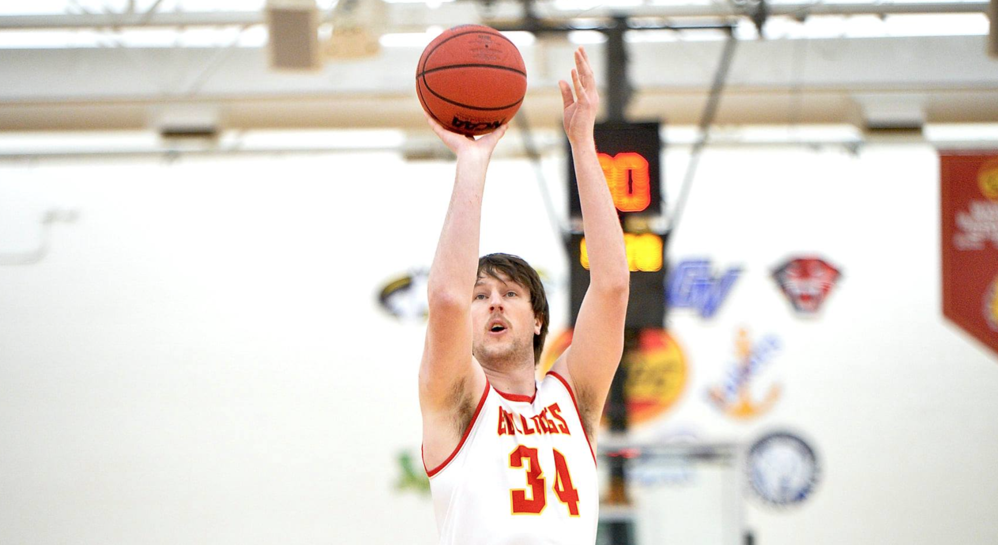Ferris State Battles Back To Tie It Late But Falls At Wayne State