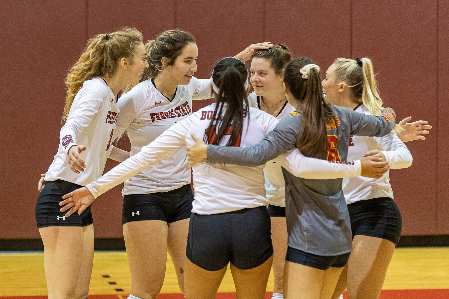 Bulldog Volleyball Handles Purdue Northwest In GLIAC Home Sweep