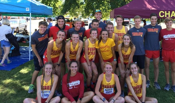 Bulldog Cross Country Competes In One Of Nation's Largest Events In Louisville